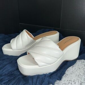 Lisa Vicky Nordstrom White Wedge Sandals